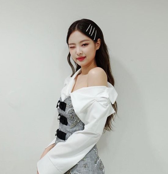 เพลงใหม่ JENNIE พระเอก MV คือ 'ไค EXO' เหรอ!? แฟนคลับเข้าใจผิดยกใหญ่ ทั้งสัญชาติทั้งอาชีพผิดหมด 😱 0000252602 001 20190101160044542 11