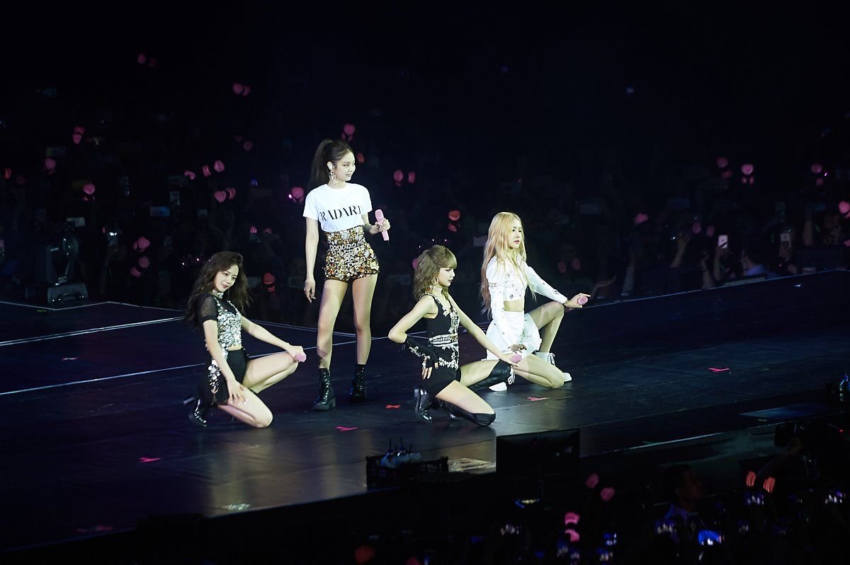 How the 2026 IVE World Tour is Completely Redefining 4th-Gen K-Pop Global Power! 👑✨ How the 2026 IVE World Tour is Completely Redefining 4th-Gen K-Pop Global Power! 👑✨