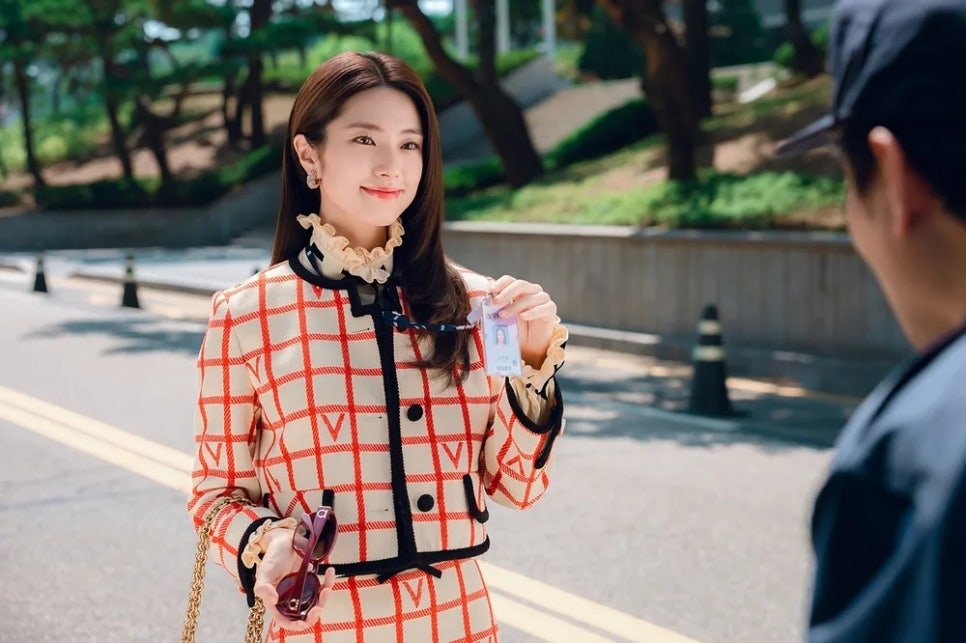 Netflix K-Drama Love Me to Death: Jung Hae-in’s Fierce Devotion Meets Ha-young’s Infectious Charm! 😍 Netflix K-Drama Love Me to Death: Jung Hae-in’s Fierce Devotion Meets Ha-young’s Infectious Charm! 😍